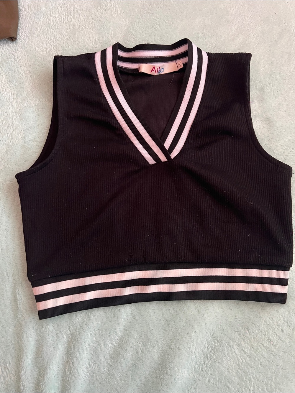 Alya Black Cropped V-Neck Tank with withe Stripe Trim